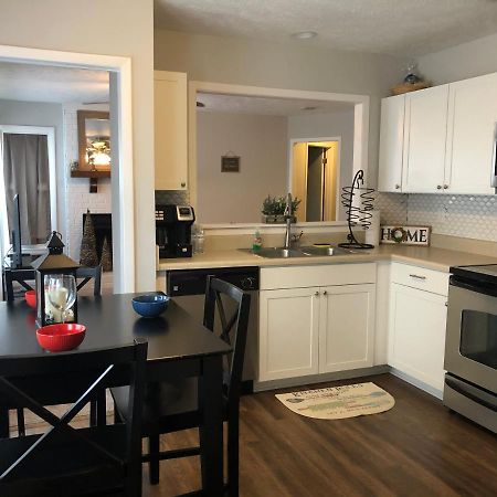 Cozy Cottage Feel, 5 Mins From Ft. Bragg Fayetteville Ngoại thất bức ảnh