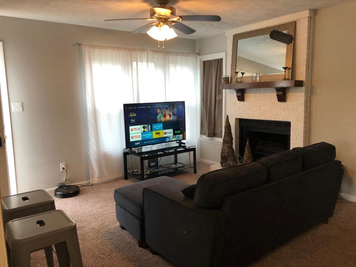 Cozy Cottage Feel, 5 Mins From Ft. Bragg Fayetteville Ngoại thất bức ảnh