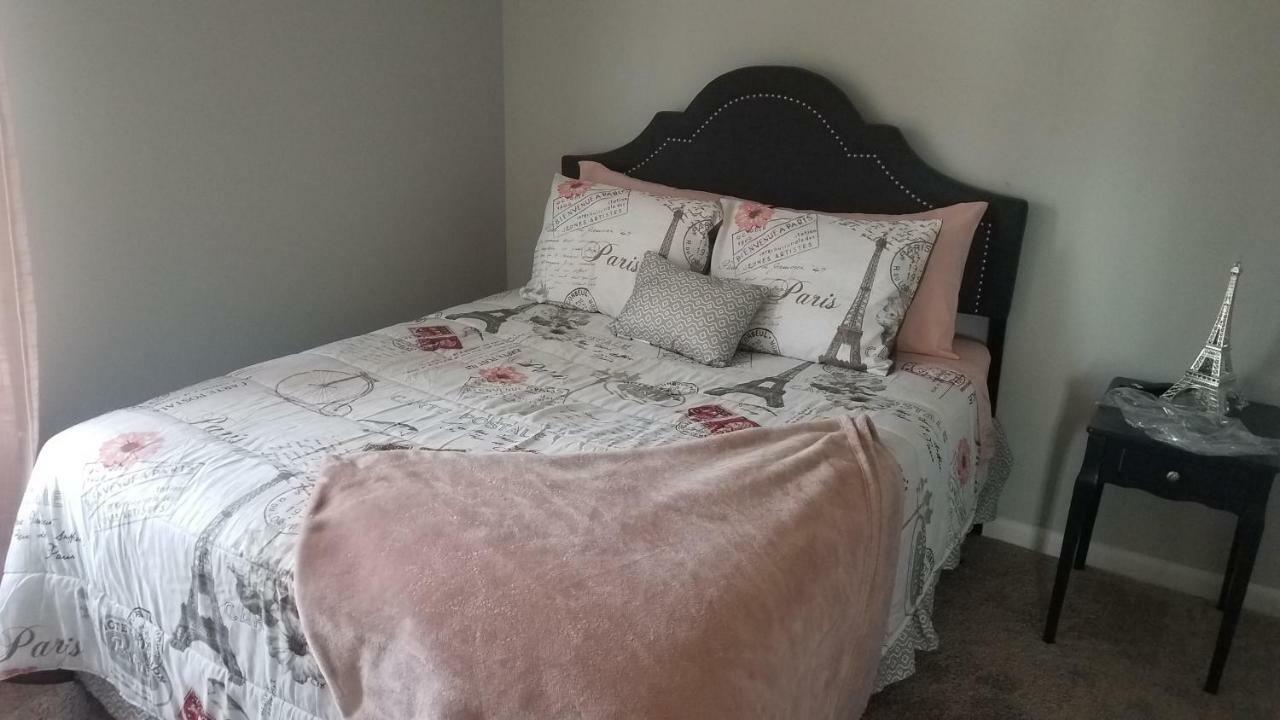 Cozy Cottage Feel, 5 Mins From Ft. Bragg Fayetteville Ngoại thất bức ảnh